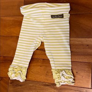 Matilda Jane chartreuse ruffle legging 3-6mo